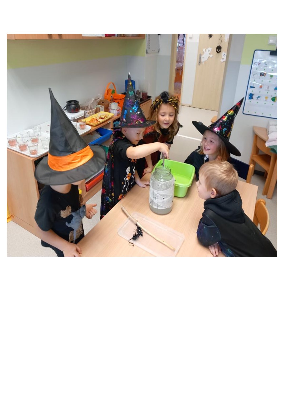 Halloweenský karneval