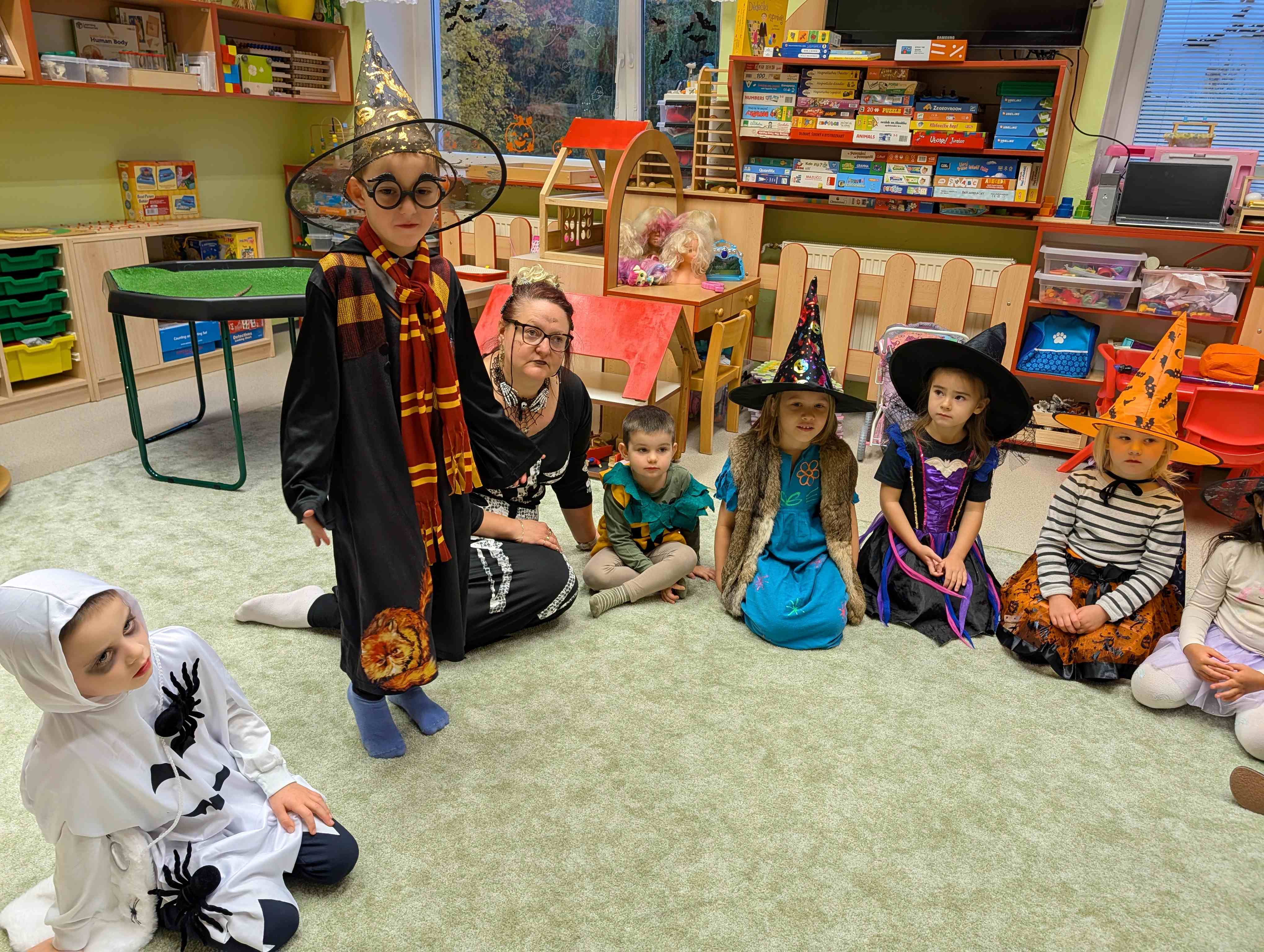  Halloweenský karneval plný zábavy 